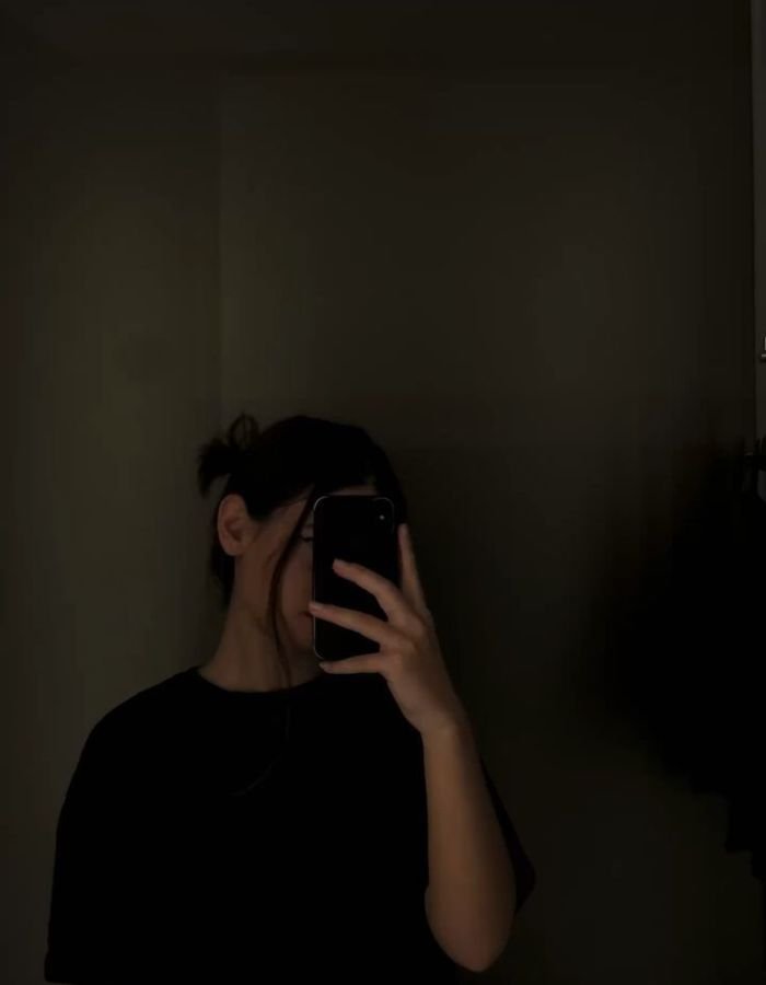 black mirror selfie dp aethetics for soft boy