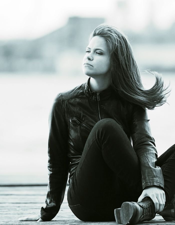 emotional sad girl dp image