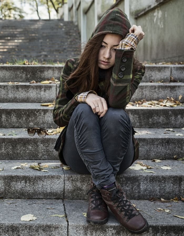 emotional sad girl dp