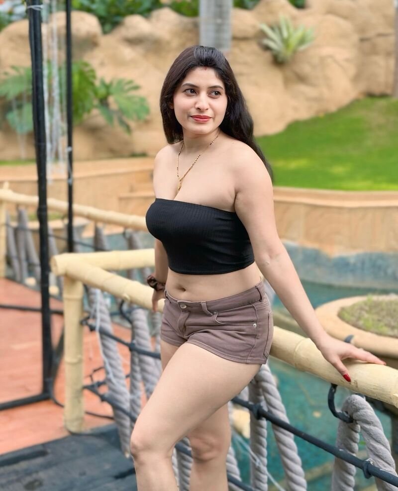 hot pic girl pics