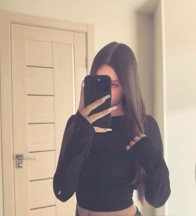 mirror selfie girl pics 7