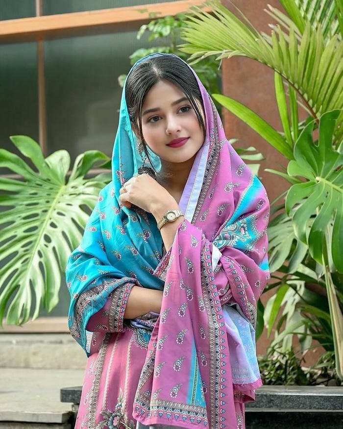 real simple girl image 11